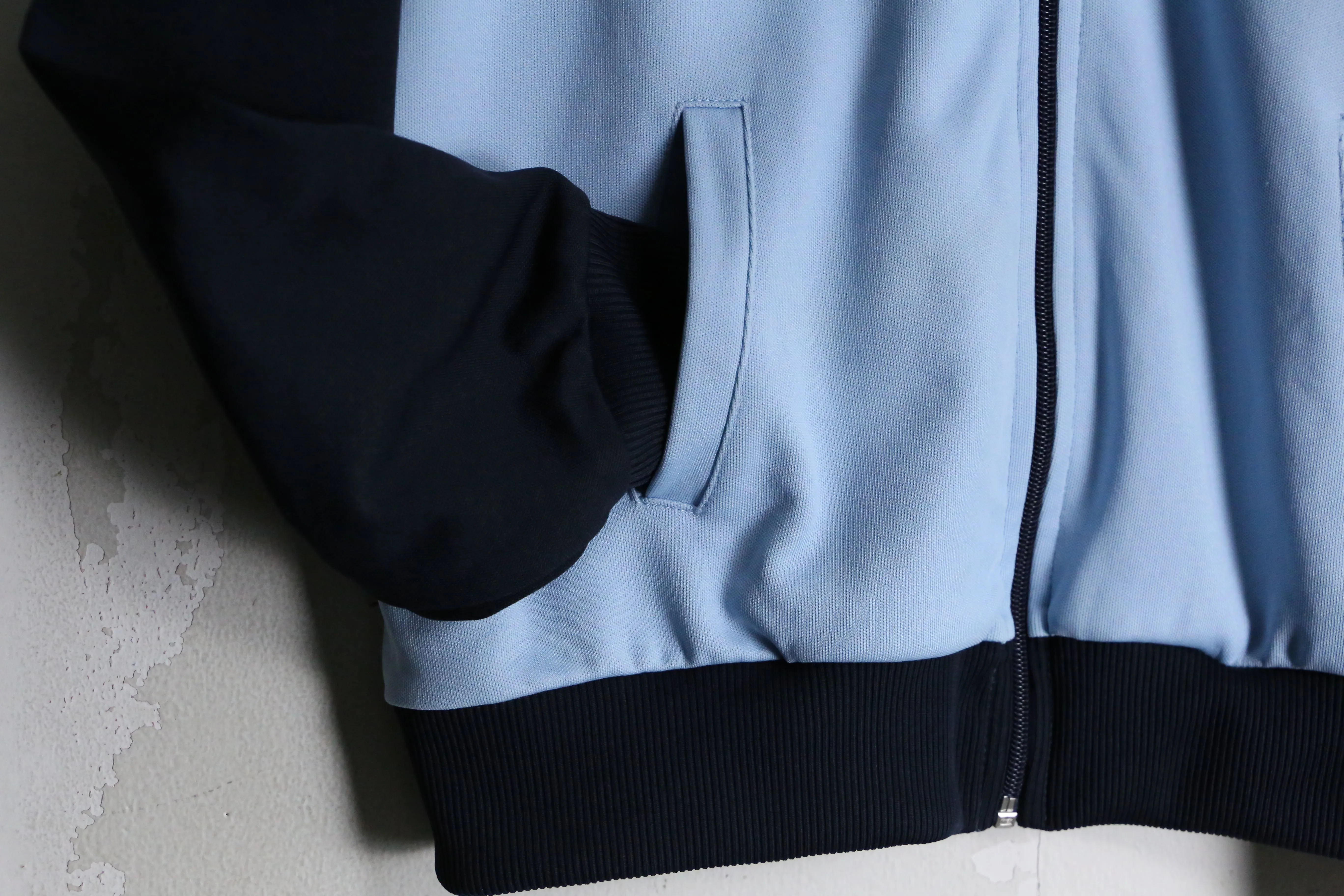 90’s “FRED PERRY” blue×navy track jacket