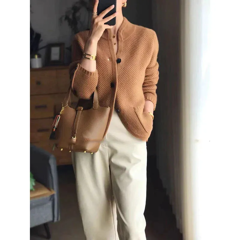 Amalia - Casual Cardigan