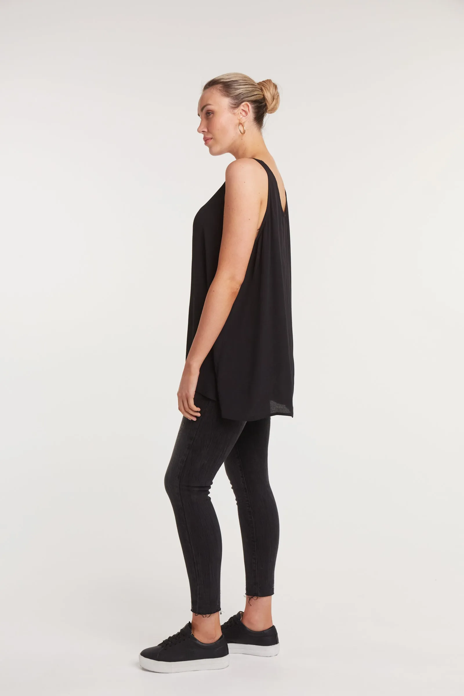 Basic Tank - Ebony