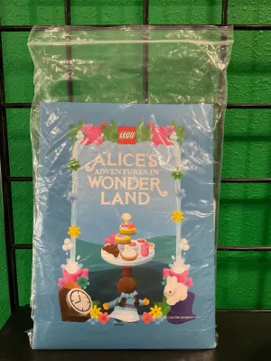 Bricktober Fairytale Set Alice's Adventures in Wonderland - Retired