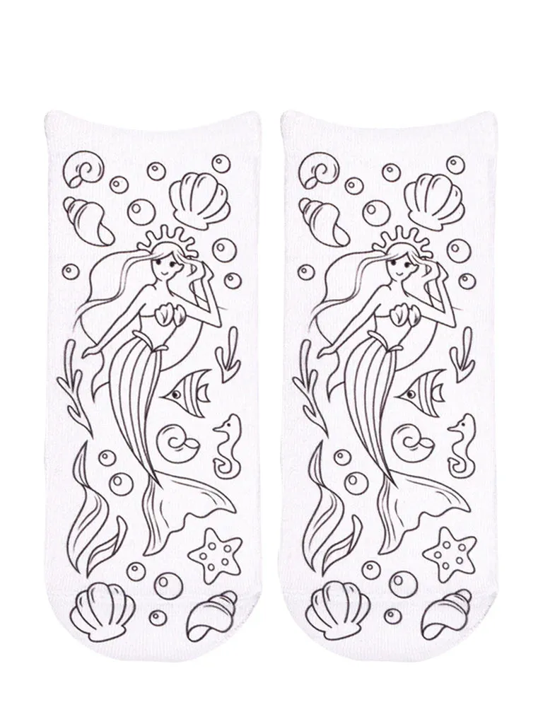 Coloring Socks