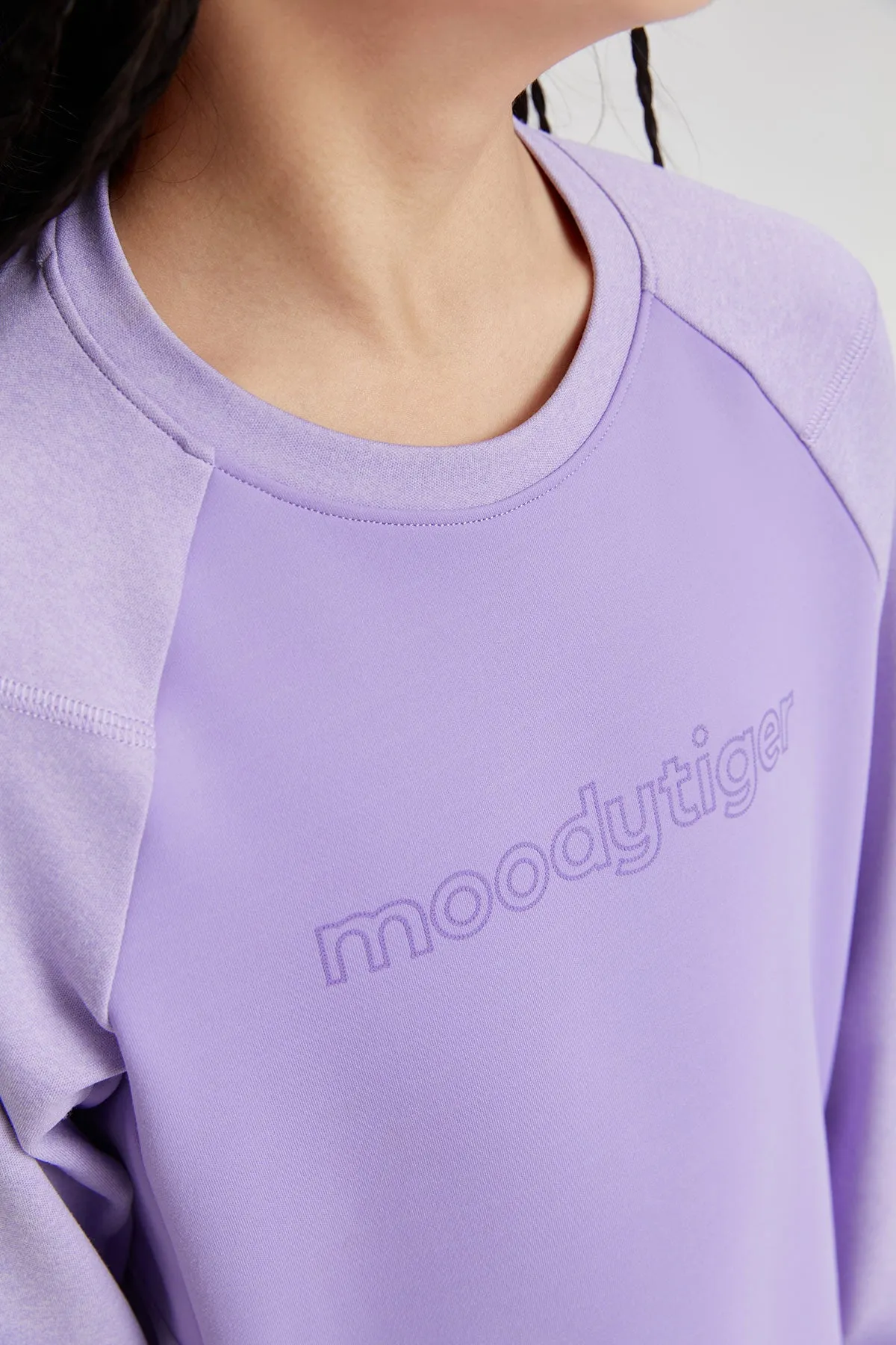 Crew Neck Raglan Sleeves Tee