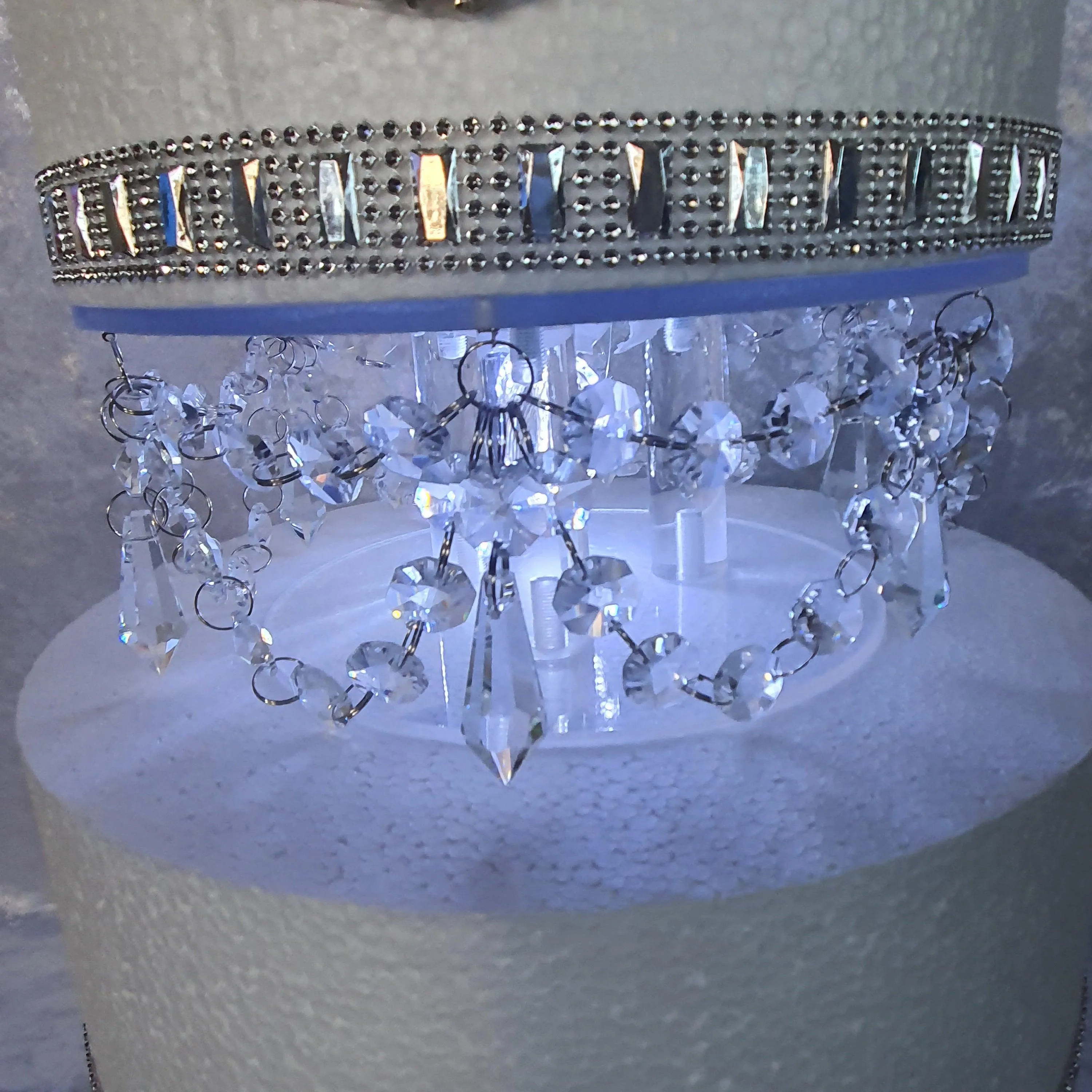 Crystal Chandelier LED Wedding Cake Tiers, CAKE Separator Set of 2, cake dividers, glass crystal drapes, round