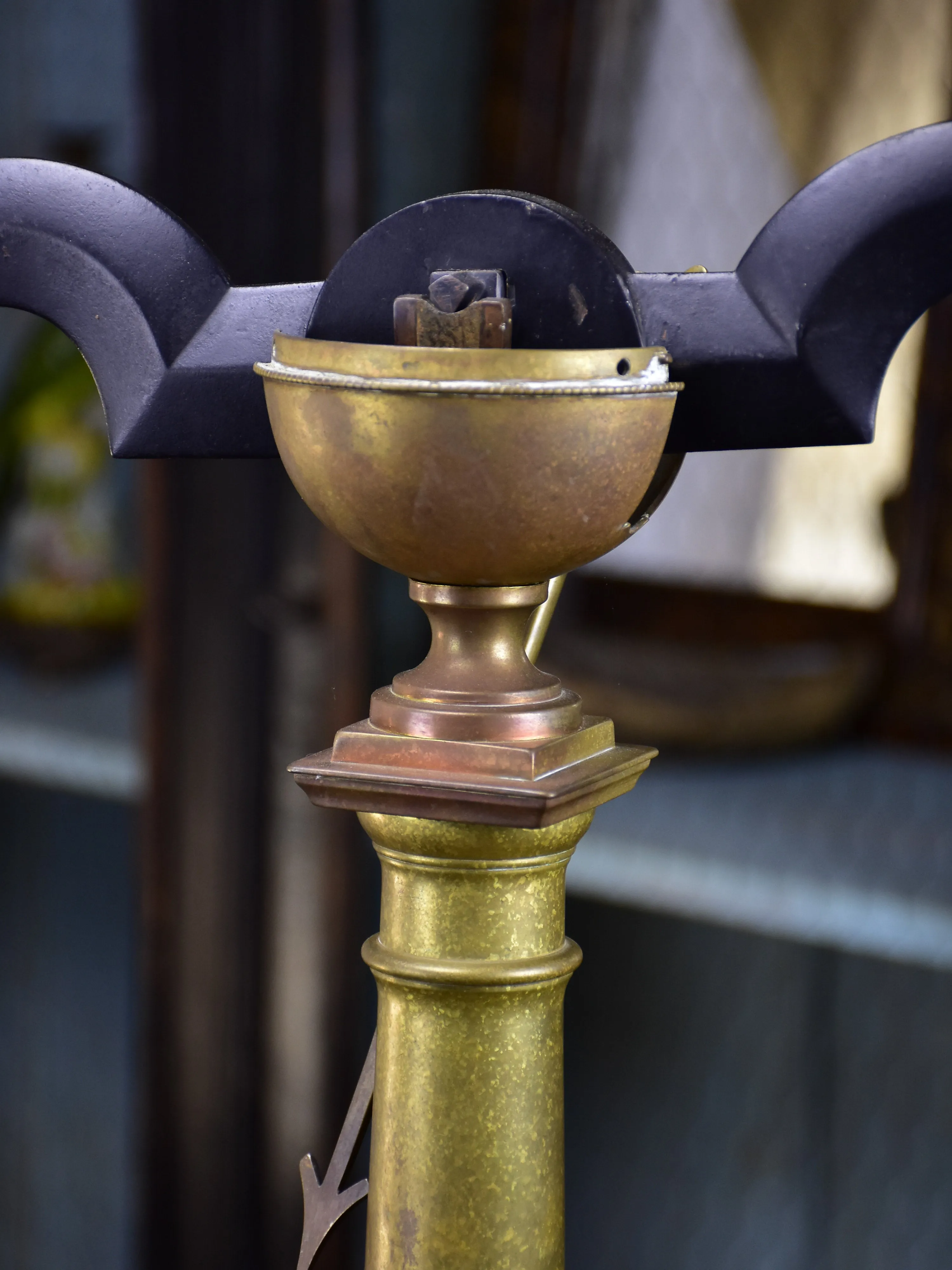 Late 19th century Pharmacy scales