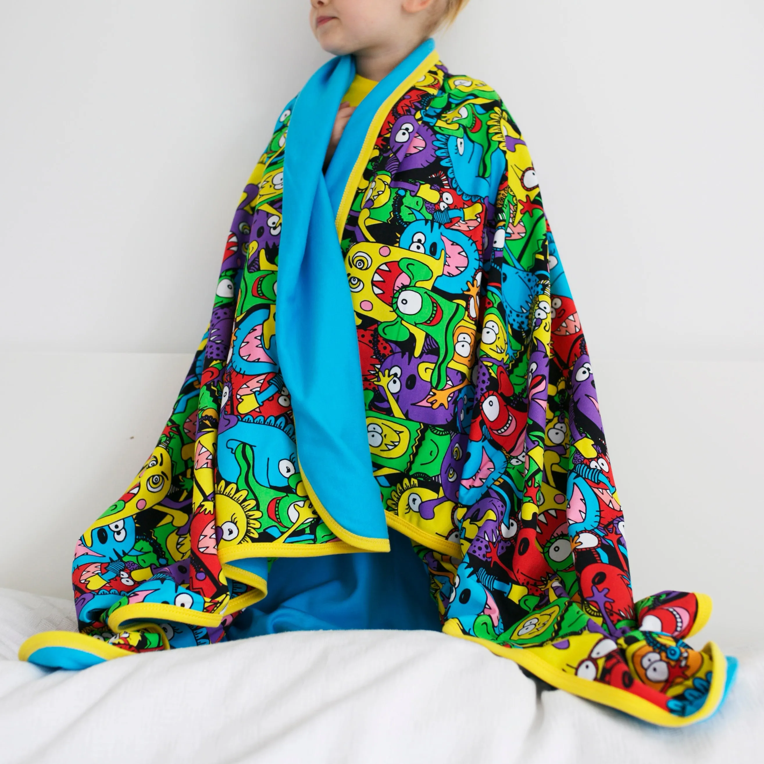 Mega Monster XXL Blanket