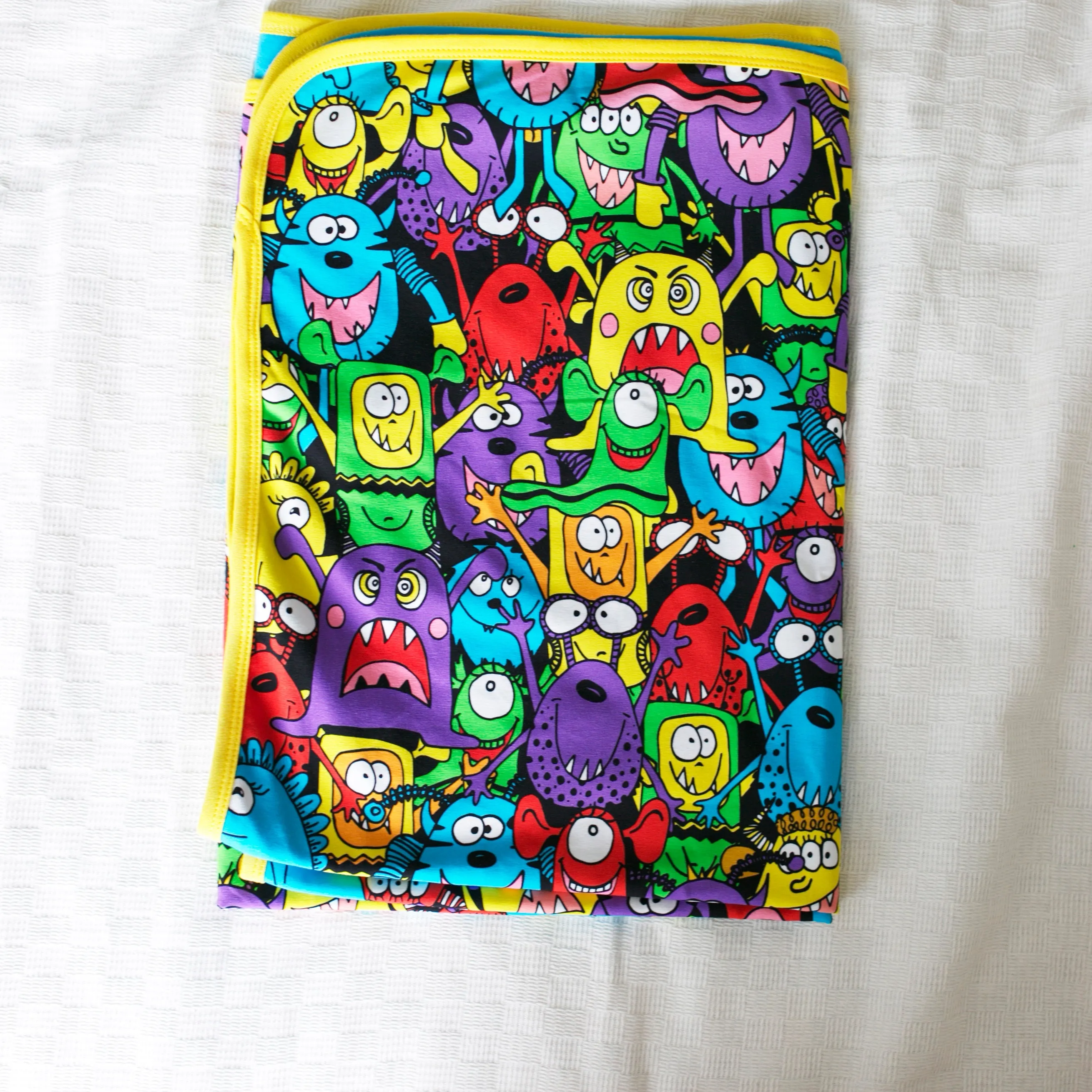 Mega Monster XXL Blanket