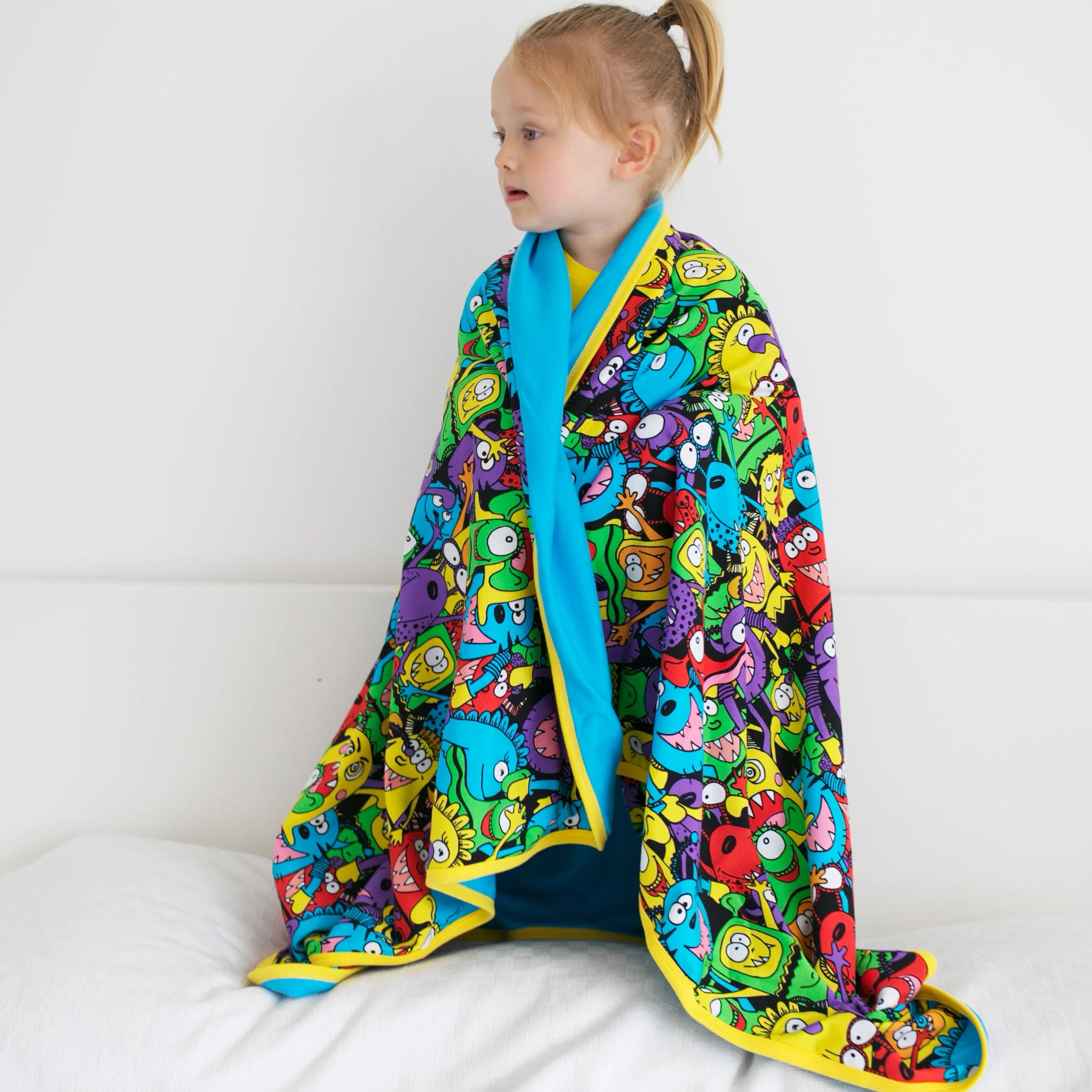 Mega Monster XXL Blanket