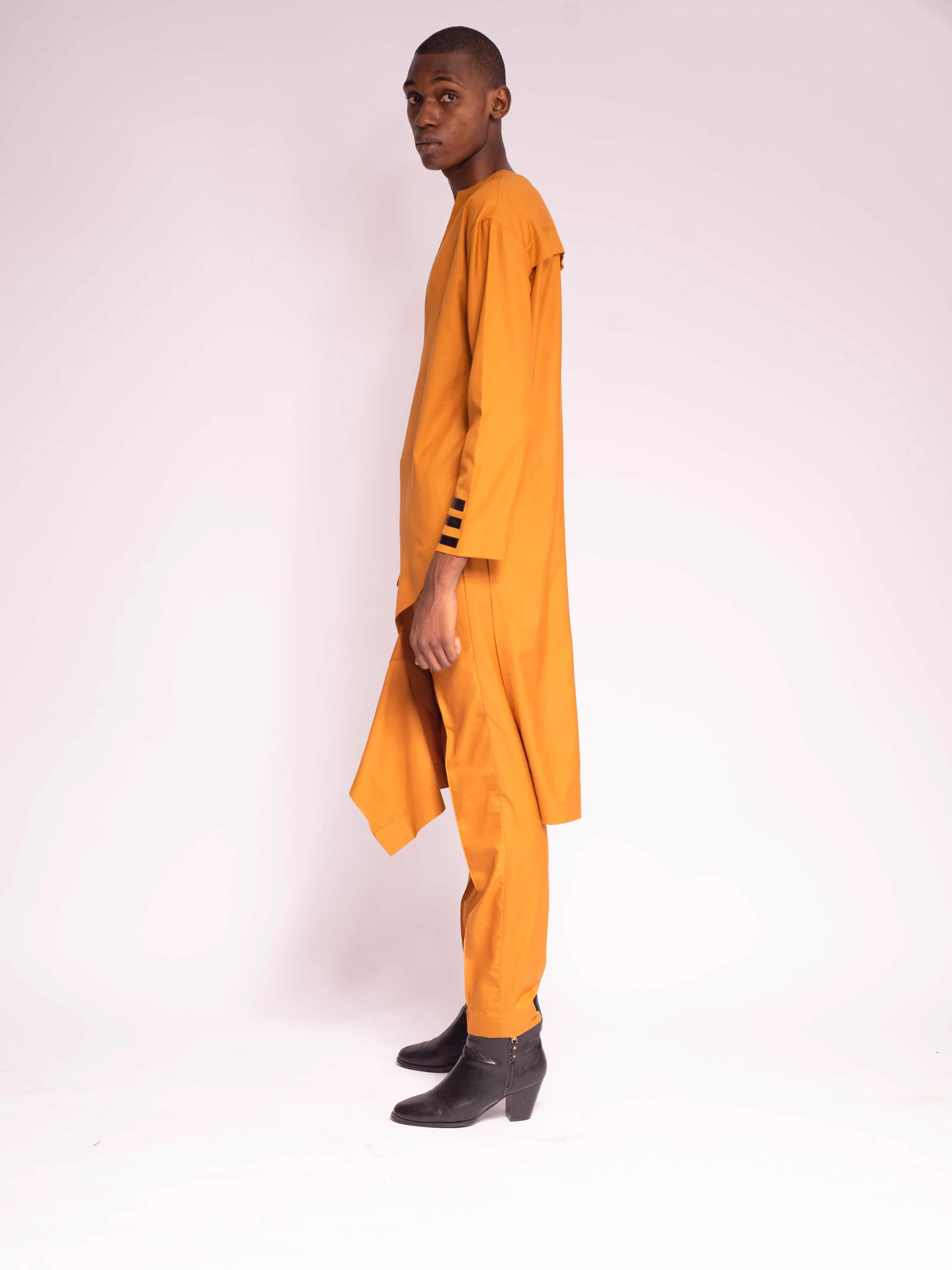 Osas Cut Out Graphic Tunic Set