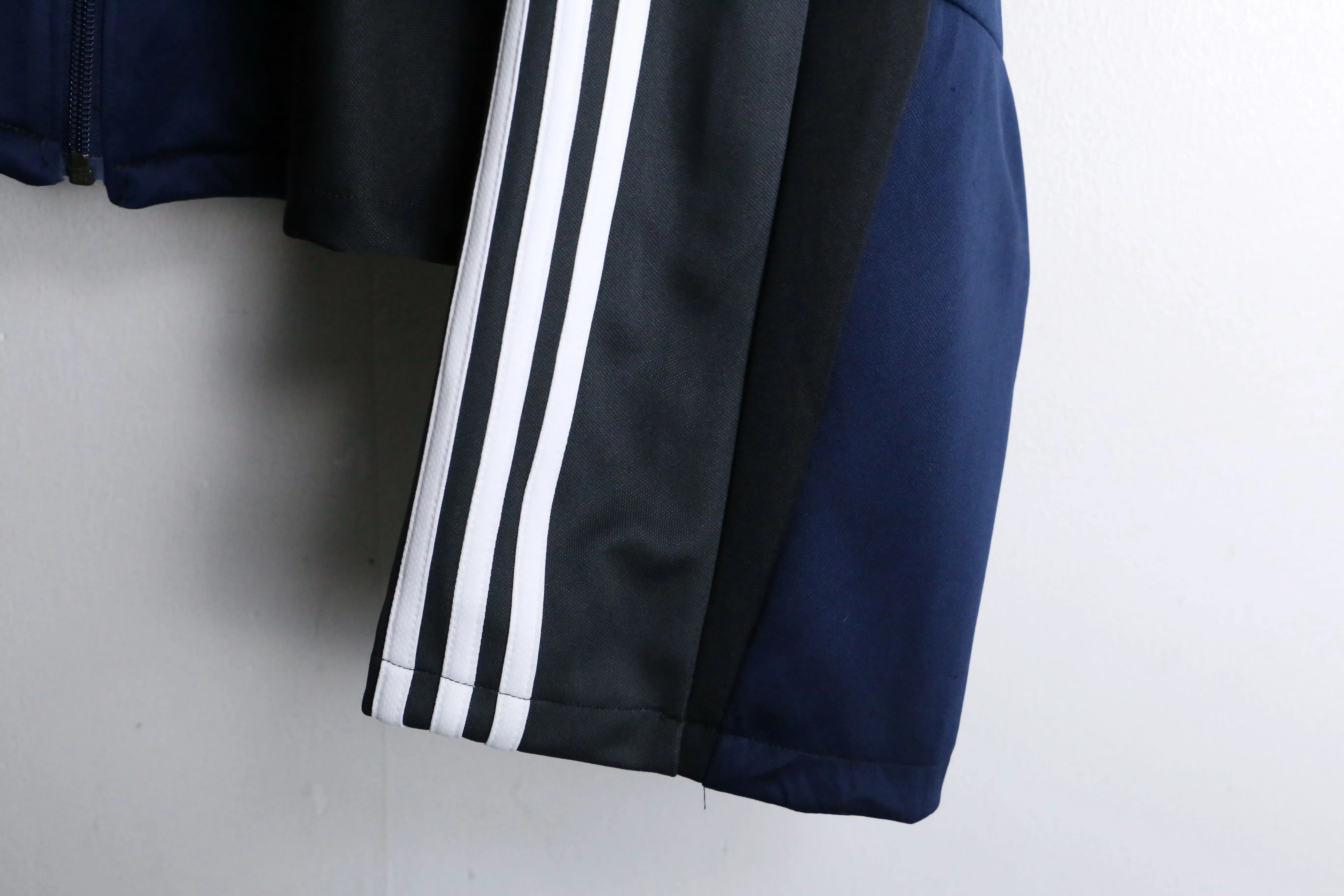 "Re:make" symmetry line hoodie track jacket