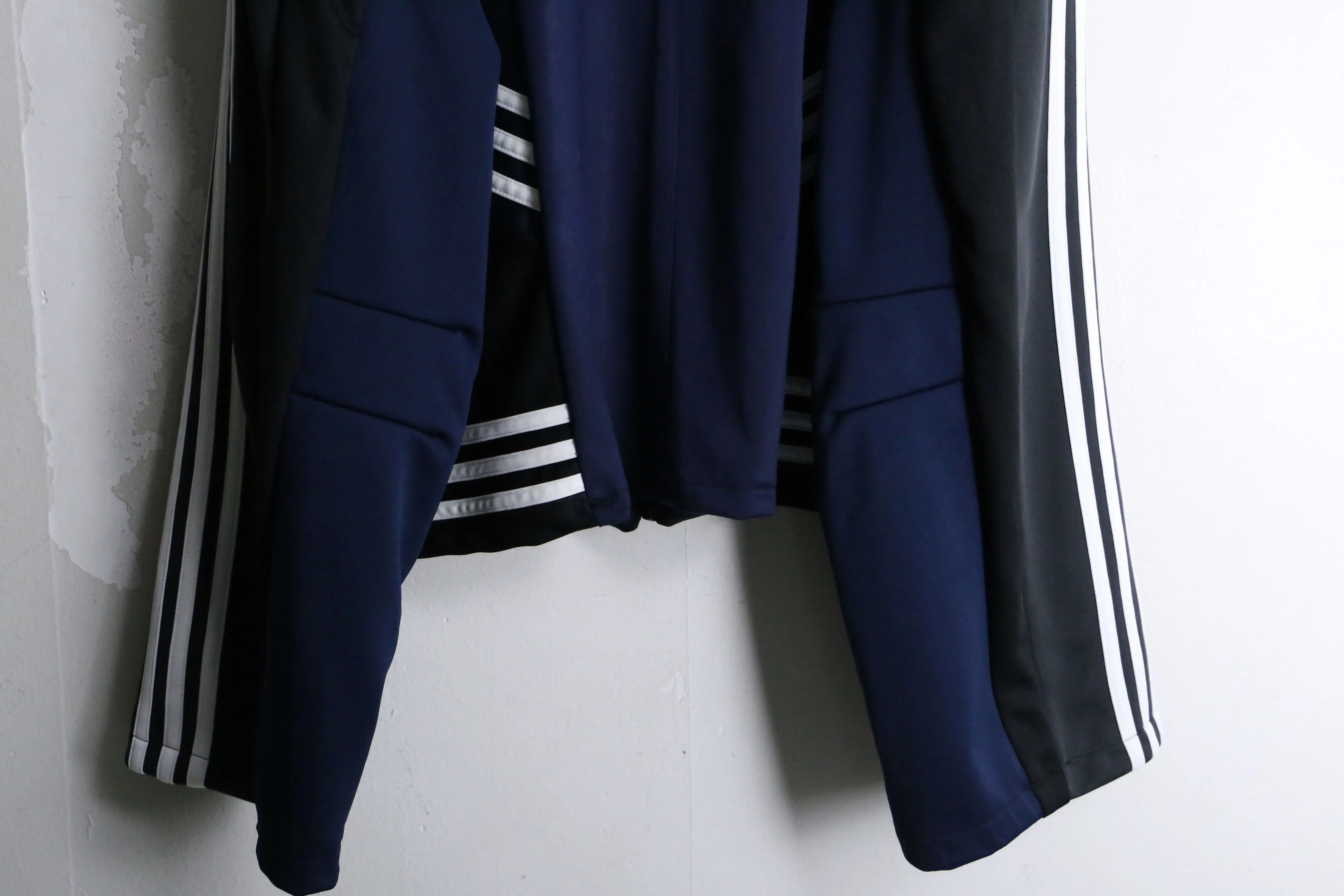 "Re:make" symmetry line hoodie track jacket
