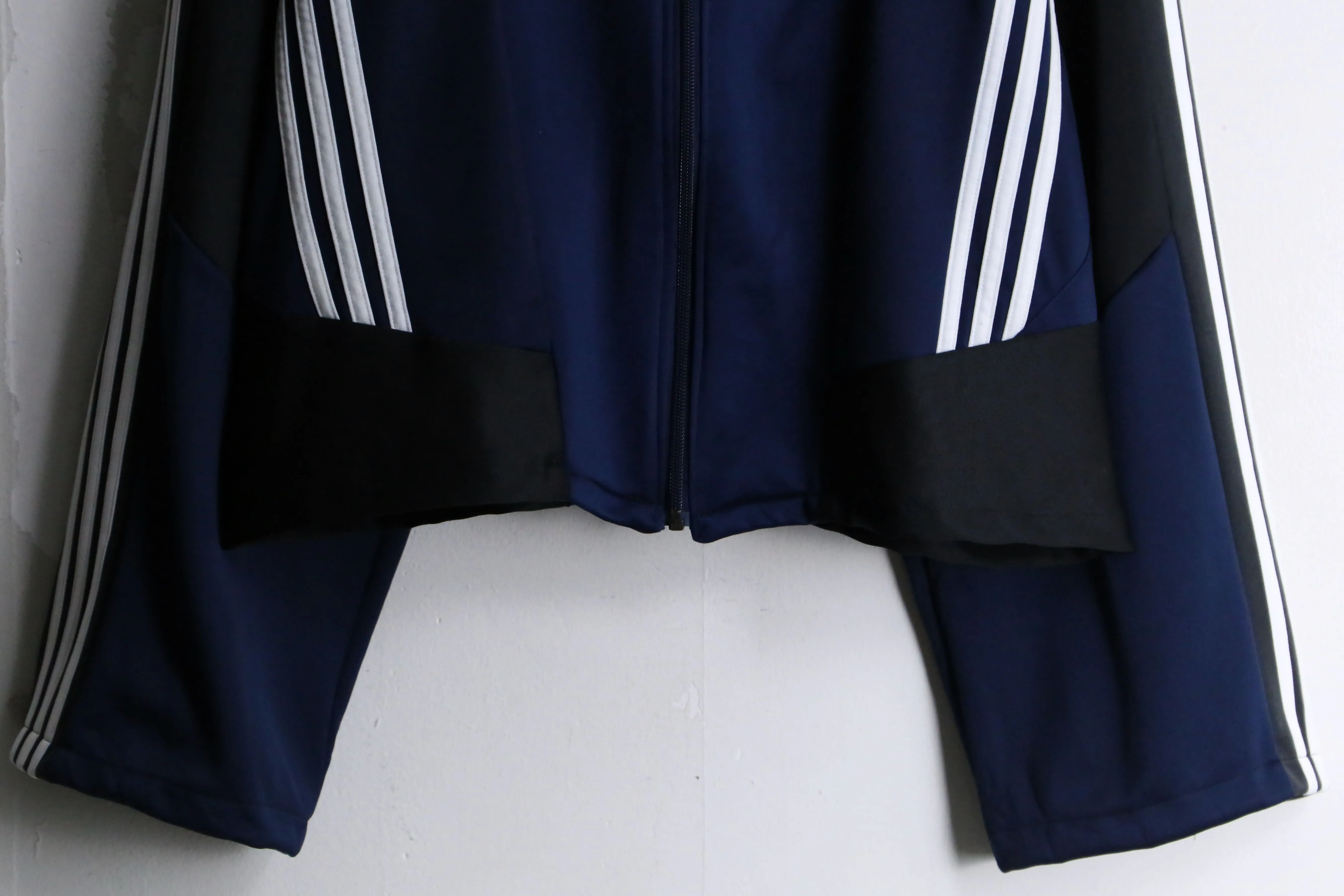 "Re:make" symmetry line hoodie track jacket