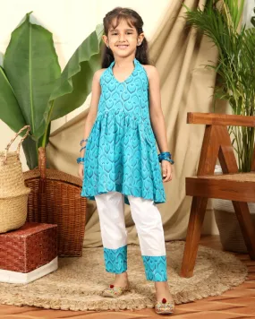 Zarkha Girls Zari Stripes Ethnic Tunic and Off-White Cotton Pyjama